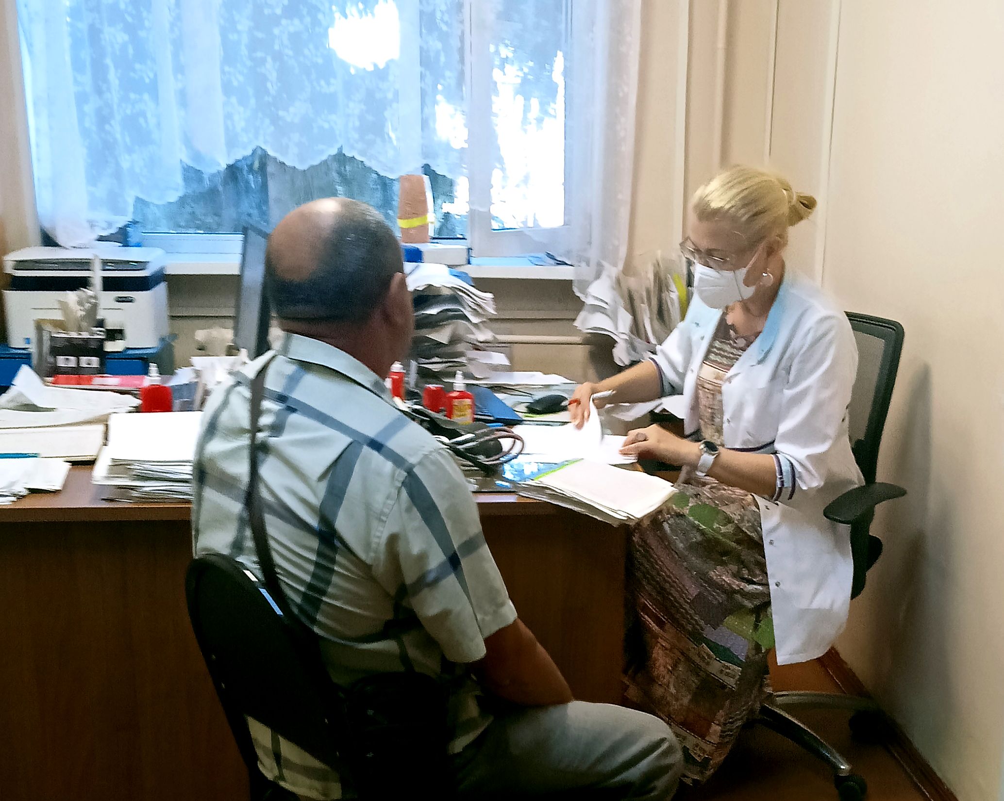 Главный внештатный специалист эндокринолог Министерства здравоохранения Курской области  Алёна Итинсон посетила с рабочим визитом Золотухинскую районную больницу